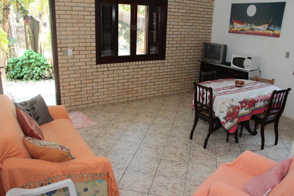 Residencial Aracua Hotel Bombinhas Værelse billede